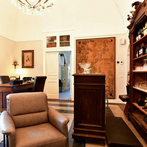 Palazzo Moles - Sala dell’Arazzo