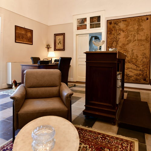 Palazzo Moles - Sala dell’Arazzo